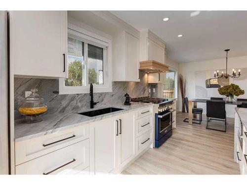 150 Elbow River Road, Rural Rocky View County, AB - Indoor Photo Showing Kitchen With Upgraded Kitchen