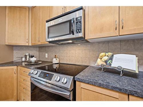 57 Auburn Bay View Se, Calgary, AB - Indoor Photo Showing Kitchen