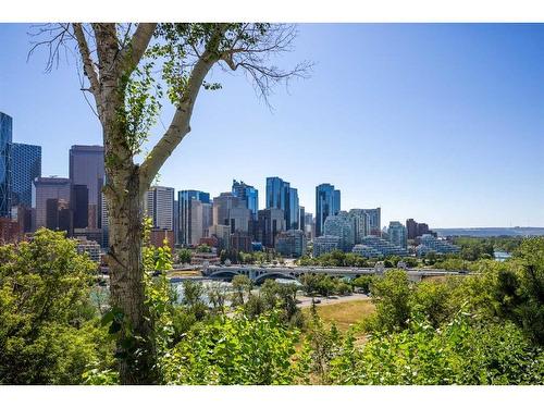 209 2 Avenue Ne, Calgary, AB - Outdoor With View