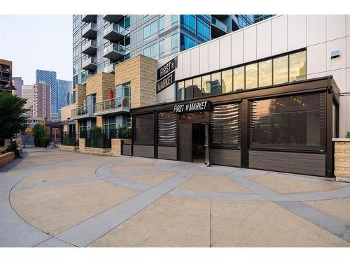 1506-215 13 Avenue Sw, Calgary, AB - Outdoor With Balcony