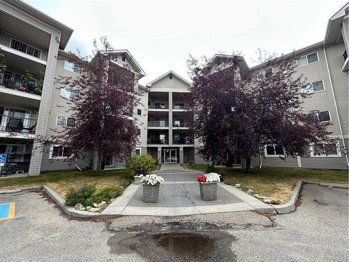 4409-4975 130 Avenue Se, Calgary, AB - Outdoor With Balcony With Facade