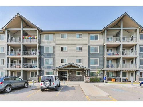 3111-181 Skyview Ranch Manor Ne, Calgary, AB - Outdoor