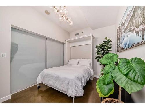 1605-135 13 Avenue Sw, Calgary, AB - Indoor Photo Showing Bedroom