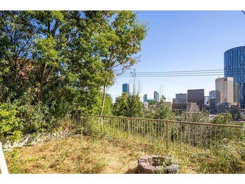 211 2 Avenue Ne, Calgary, AB - Outdoor With View