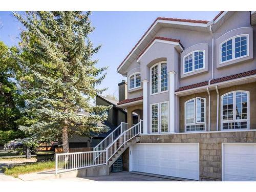 211 2 Avenue Ne, Calgary, AB - Outdoor