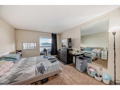 1004-221 6 Avenue Se, Calgary, AB - Indoor Photo Showing Bedroom