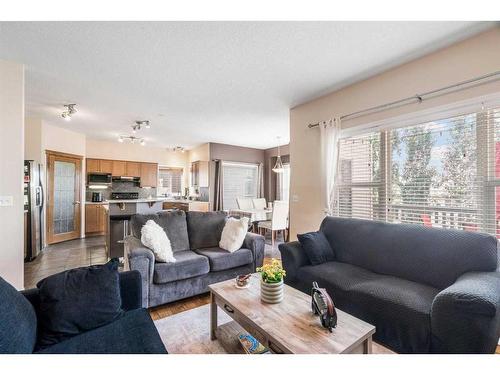 23 Rockyspring Rise Nw, Calgary, AB - Indoor Photo Showing Living Room