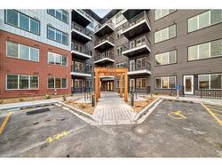 2409-395 Skyview Parkway NE Calgary, AB T3N 2K1