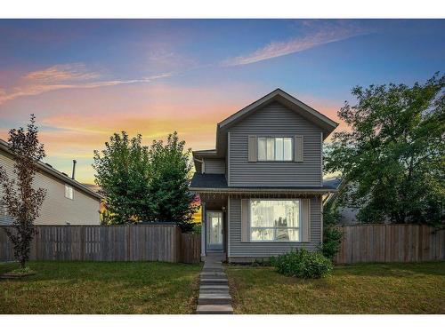 19 Appletree Close Se, Calgary, AB - Outdoor