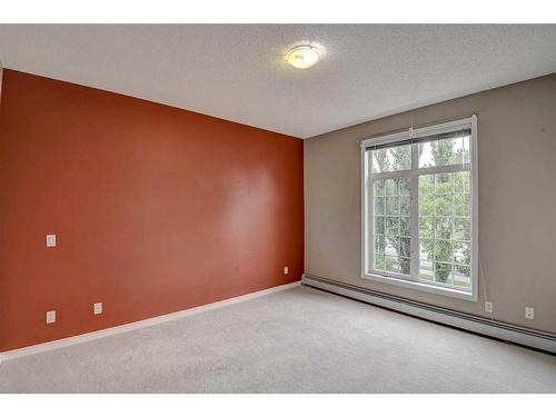 334-5201 Dalhousie Drive Nw, Calgary, AB - Indoor Photo Showing Other Room