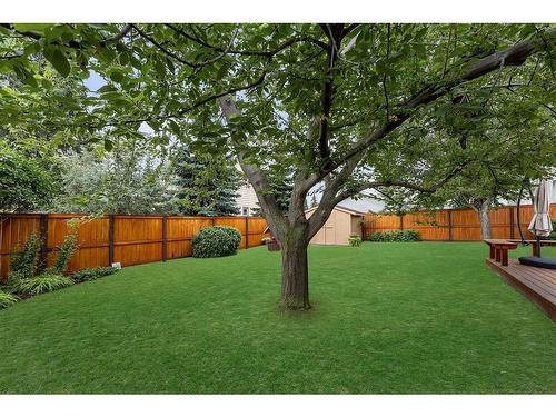 10232 Brookpark Boulevard Sw, Calgary, AB - Outdoor With Backyard