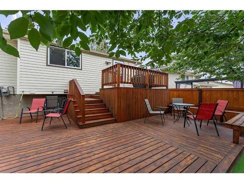 10232 Brookpark Boulevard Sw, Calgary, AB - Outdoor With Deck Patio Veranda With Exterior