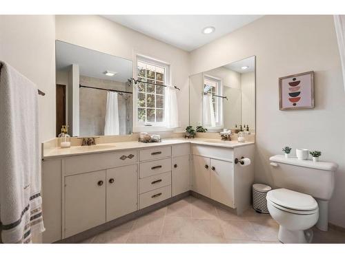 20 Bay View Drive Sw, Calgary, AB - Indoor Photo Showing Bathroom