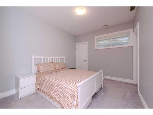 152 Aspenmere Way, Chestermere, AB - Indoor Photo Showing Bedroom