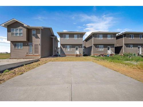 258 Chelsea Place Place, Chestermere, AB - Outdoor With Facade