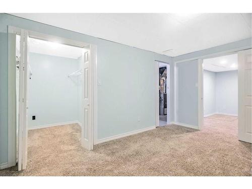 11129 Hidden Valley Drive Nw, Calgary, AB - Indoor Photo Showing Other Room