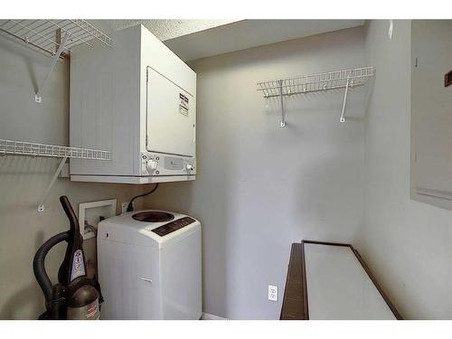 3225-16320 24 Street Sw, Calgary, AB - Indoor Photo Showing Laundry Room