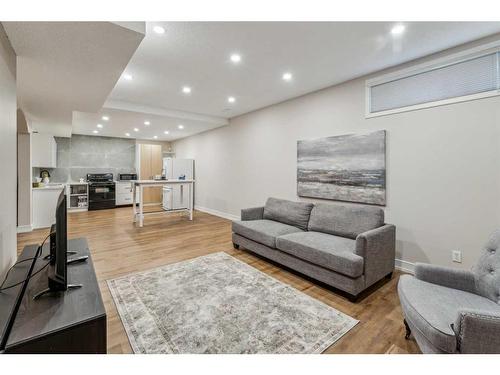 359 Mountain Park Drive Se, Calgary, AB - Indoor Photo Showing Living Room