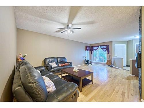 115 Douglas Glen Close Se, Calgary, AB - Indoor