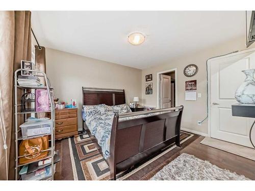 1104-1001 8 Street Nw, Airdrie, AB - Indoor Photo Showing Bedroom