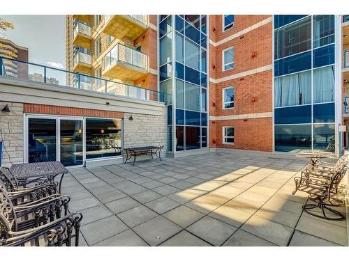 1601-920 5 Avenue Sw, Calgary, AB - Outdoor With Balcony