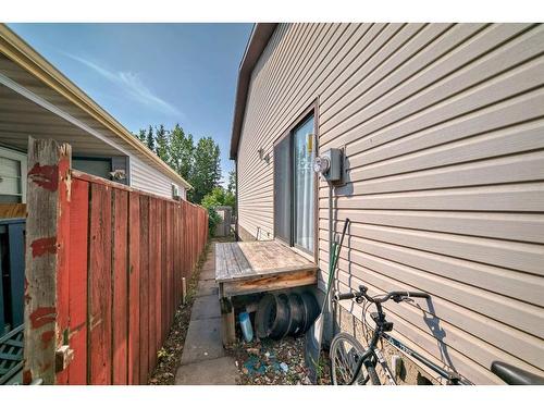 8005 Ranchview Drive Nw, Calgary, AB - Outdoor With Exterior