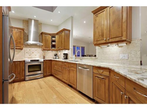 831 Millar Road Ne, Calgary, AB - Indoor Photo Showing Kitchen