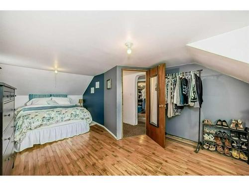 134 2 Street West, Cremona, AB - Indoor Photo Showing Bedroom