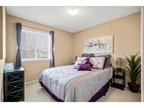 262 Evanscreek Court Nw, Calgary, AB - Indoor Photo Showing Bedroom