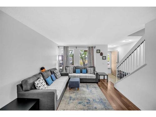 54 Templegreen Road Ne, Calgary, AB - Indoor Photo Showing Living Room