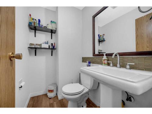 54 Templegreen Road Ne, Calgary, AB - Indoor Photo Showing Bathroom