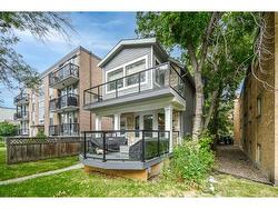 322 22 Avenue SW Calgary, AB T2S 0H4