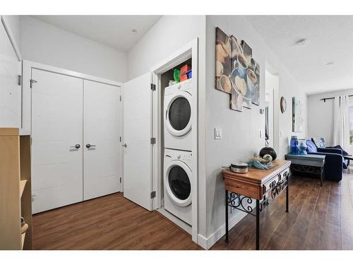 2-12 Sage Hill Terrace Nw, Calgary, AB - Indoor Photo Showing Laundry Room