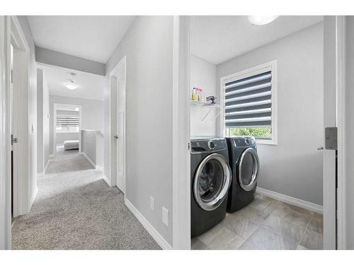 4 Mahogany Park Se, Calgary, AB - Indoor Photo Showing Laundry Room