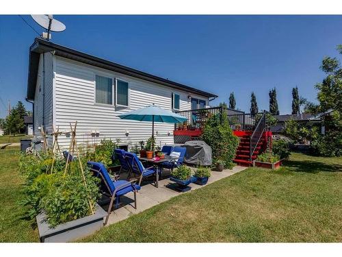 429 6Th Avenue, Elnora, AB - Outdoor