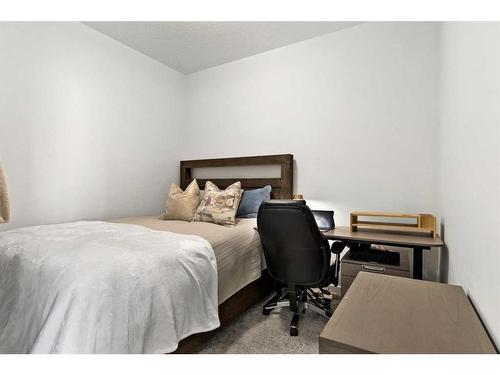 505-138 Sage Valley Common Nw, Calgary, AB - Indoor Photo Showing Bedroom