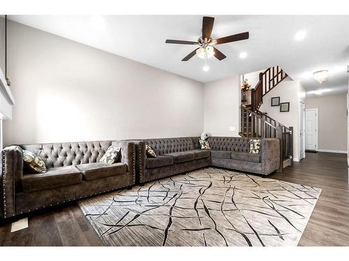 156 Cornerbrook Common Ne, Calgary, AB - Indoor Photo Showing Living Room