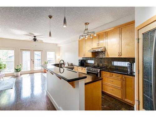 1203 18 Avenue Nw, Calgary, AB - Indoor Photo Showing Kitchen