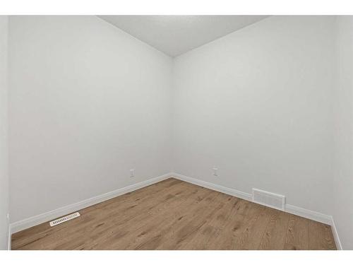 215 Dawson Harbour Court, Chestermere, AB - Indoor Photo Showing Other Room