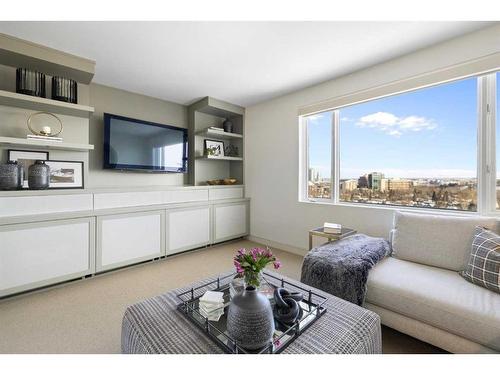 506-3204 Rideau Place Sw, Calgary, AB - Indoor Photo Showing Living Room