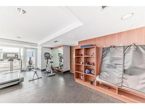 3104-510 6 Avenue Se, Calgary, AB - Indoor Photo Showing Gym Room