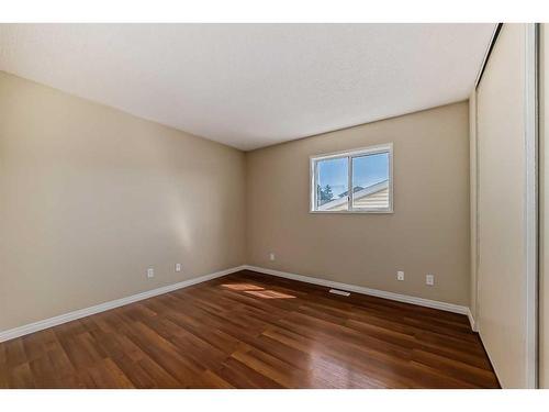 34 Martinbrook Road Ne, Calgary, AB - Indoor Photo Showing Other Room