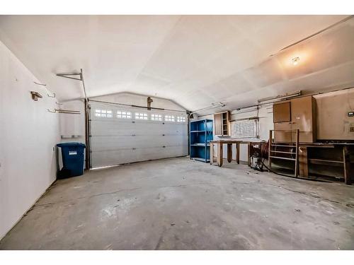 156 Van Horne Crescent Ne, Calgary, AB - Indoor Photo Showing Garage