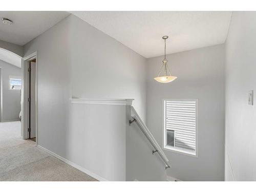 88 Evansford Circle Nw, Calgary, AB - Indoor Photo Showing Other Room