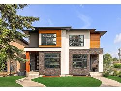 2642 25 Street SW Calgary, AB T3E 1X7