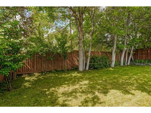 44 Dalbrook Bay Nw, Calgary, AB - Outdoor