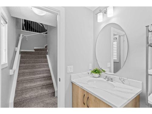 145 Howse Avenue Ne, Calgary, AB - Indoor