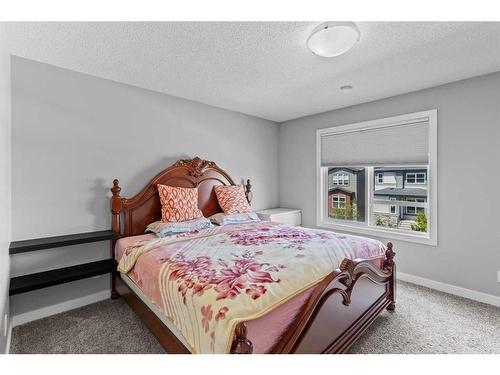 145 Howse Avenue Ne, Calgary, AB - Indoor Photo Showing Bedroom