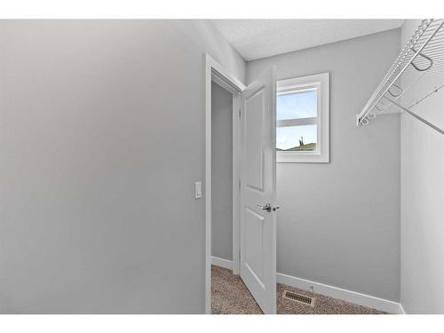 145 Howse Avenue Ne, Calgary, AB - Indoor Photo Showing Other Room