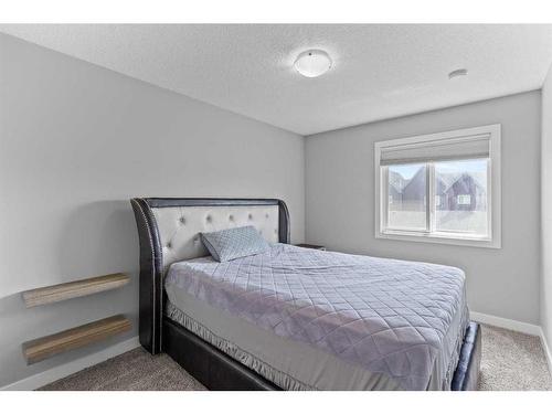 145 Howse Avenue Ne, Calgary, AB - Indoor Photo Showing Bedroom